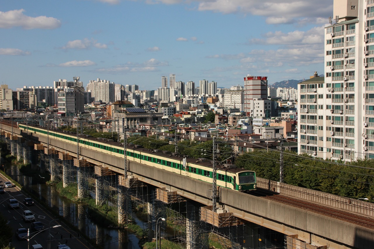 越南首条地铁线通车，开启新时代的城市交通革新  第1张